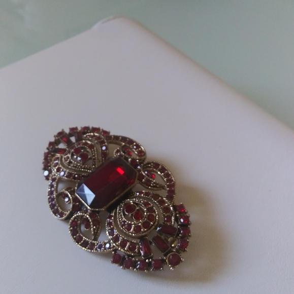 Ruby Red Brooch - Picture 2 of 3